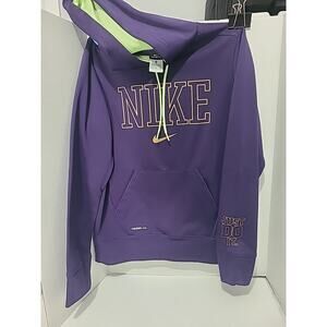 Nike Sweatshirt Women Medium Purple Therma Fit Pullover Swoosh Graphic Logo *